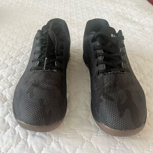 Lightly used pair of NoBull Superfrabric Trainer Low size 10.5